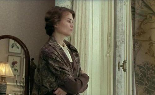 电影《夫人》在线观看,揭秘权谋与爱情的宫廷风云 第2张 电影《夫人》在线观看,揭秘权谋与爱情的宫廷风云 第2张