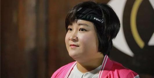 贾玲爆料瘦脸针视频播放,视频播放引发热议  第3张